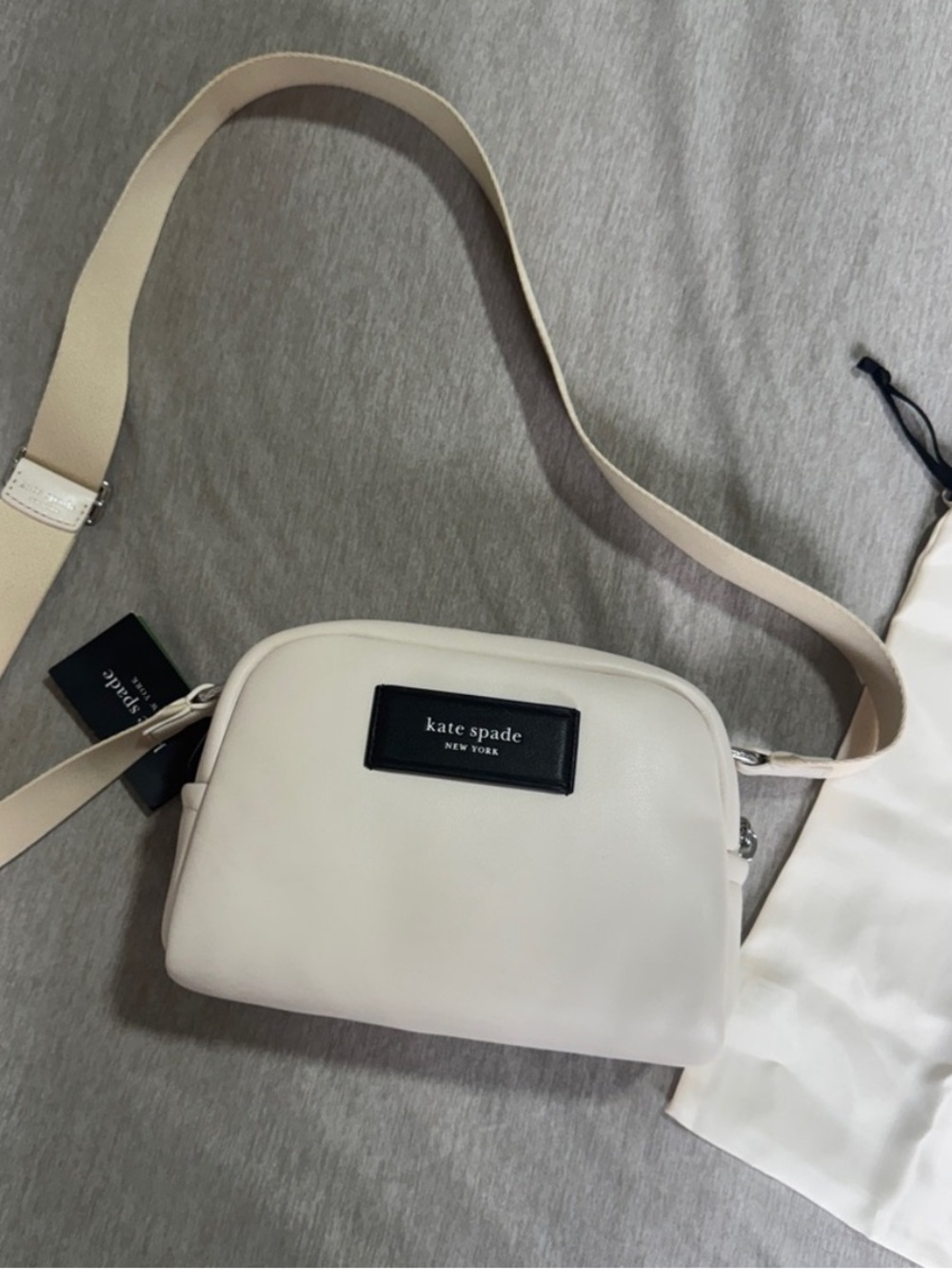 Kate Spade NWT Cream Camera Crossbody Bag Logo Plaque